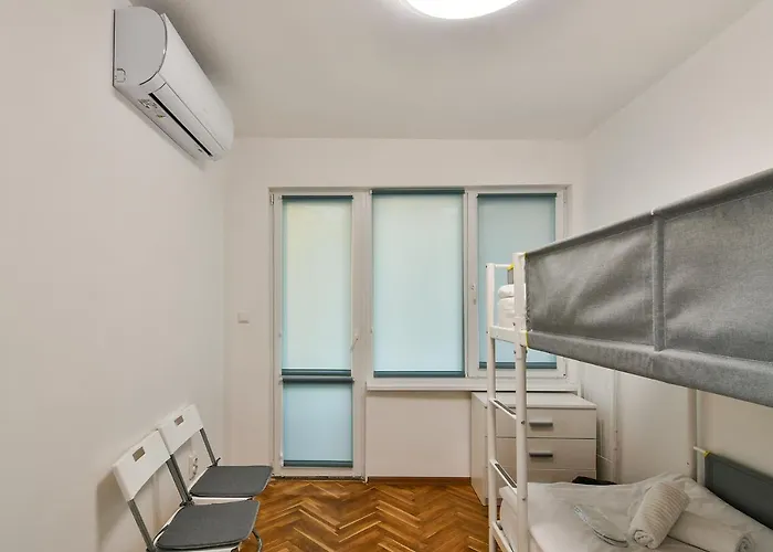 3br With Parking Nearby Opera Апартаменты Варна
