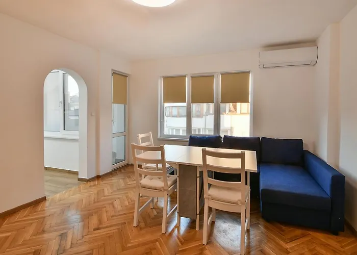 3br With Parking Nearby Opera * Варна